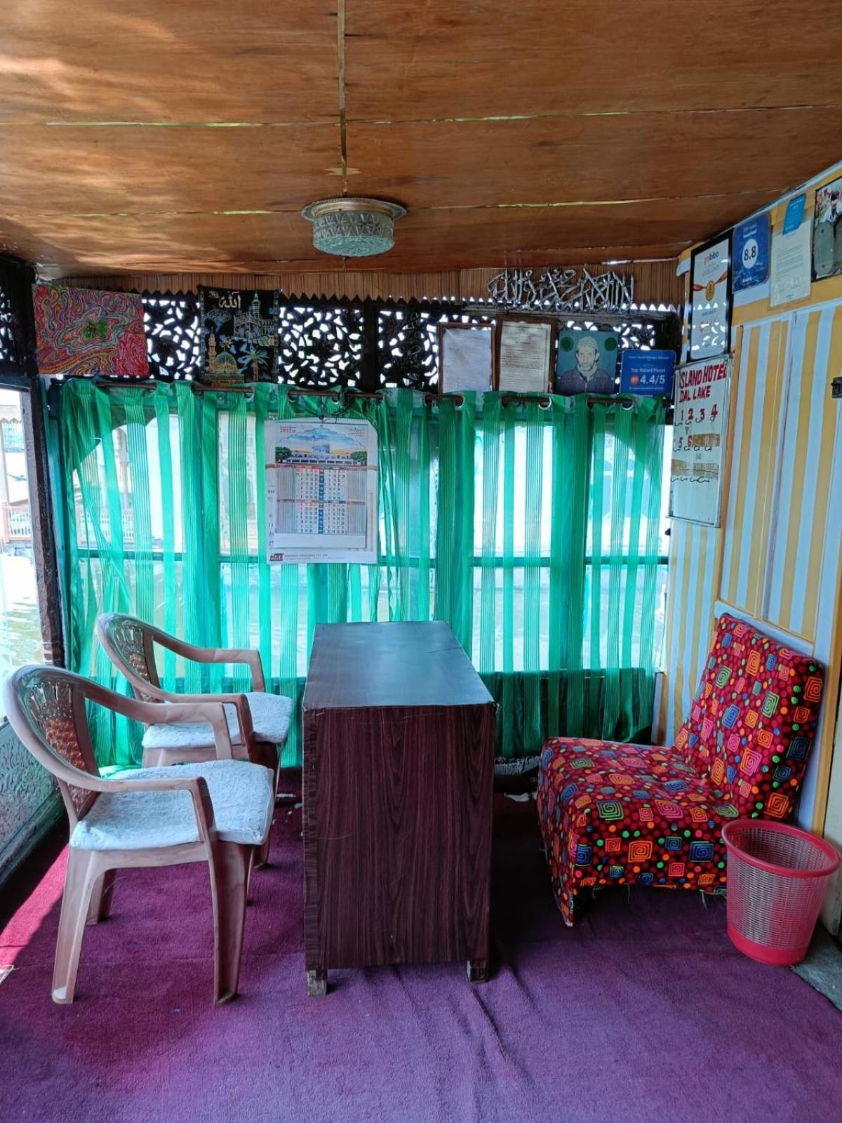 Hotel Island Srinagar  Exterior photo